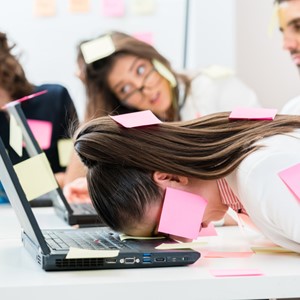 Fast 90% aller Arbeitnehmenden sind von ihrem Job gestresst