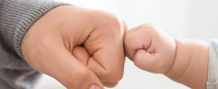 Der Vaterschaftsurlaub tritt am 1. Januar 2021 in Kraft