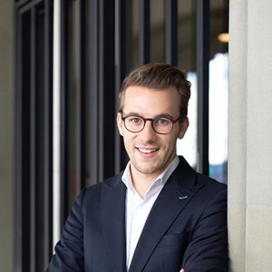 Andri Silberschmidt wird neuer Präsident von FH SCHWEIZ Andri Silberschmidt wird neuer Präsident von FH SCHWEIZ