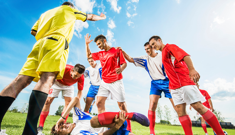 Unfall Fussball Web