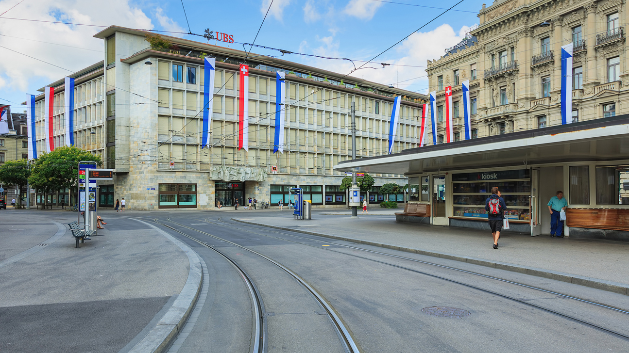 UBS CS Istock 819865340 Web