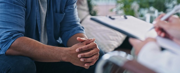Psychotherapie ohne Pflichtzusammenarbeit mit Psychiater: Versicherungen uneinig über Tarife Psychotherapie ohne Pflichtzusammenarbeit mit Psychiater: Versicherungen uneinig über Tarife