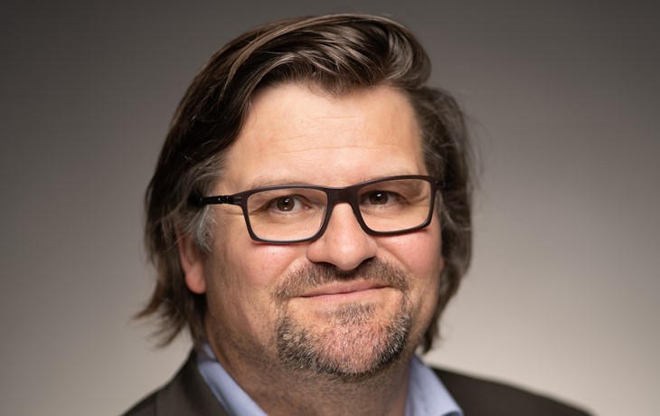 Jörg Munkes ist promovierter Psychologe, Geschäftsführer und HR-Verantwortlicher der Gesellschaft für Innovative Marktforschung mbH (GIM) in Heidelberg.