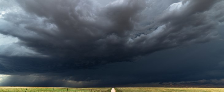 Vor allem im Dienstleistungssektor tätige Hochschulabsolventen haben Angst vor Arbeitslosigkeit Vor allem im Dienstleistungssektor tätige Hochschulabsolventen haben Angst vor Arbeitslosigkeit