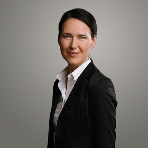 Kathrin Braunwarth neu in der Geschäftsleitung der AXA Schweiz Kathrin Braunwarth neu in der Geschäftsleitung der AXA Schweiz