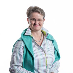 Yvonne Lang Ketterer wird Verwaltungsrätin der Mobiliar Holding Yvonne Lang Ketterer wird Verwaltungsrätin der Mobiliar Holding