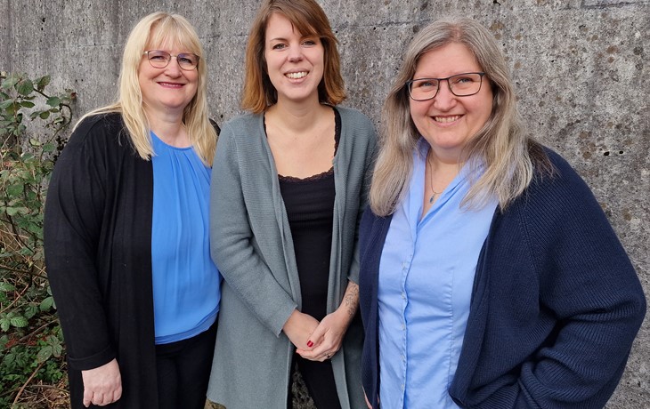Das neu zusammengesetzte Team des Mentoring Programms Tandem für Stellensuchende ab 40: Brigitte Basler, Ursula Hinden, Gaby Häuselmann (v.l.)