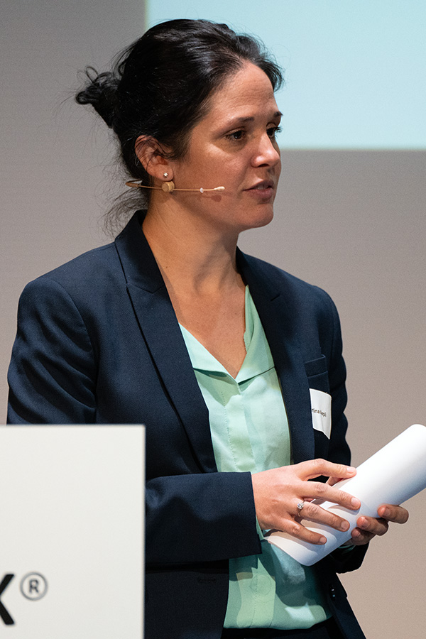 Martina Aepli und Roman Cincelli (MME; nächstes Bild) beleuchteten die juristischen Herausforderungen der Flexibilisierung der Arbeitswelt.