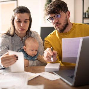 Ständeratskommission grundsätzlich für Einführung von Elternzeit Ständeratskommission grundsätzlich für Einführung von Elternzeit