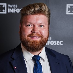 Dimitri Korostylev ist neuer Head of Legal & Data Privacy Consulting bei der Swiss Infosec AG Dimitri Korostylev ist neuer Head of Legal & Data Privacy Consulting bei der Swiss Infosec AG
