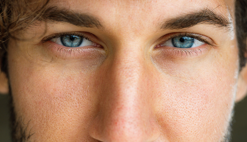 Augen Mann Nah Web
