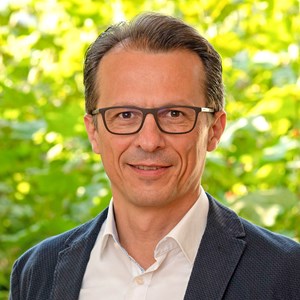 Jean-Luc Morchetti wird neuer Direktor der Zentralen Ausgleichsstelle (ZAS) Jean-Luc Morchetti wird neuer Direktor der Zentralen Ausgleichsstelle (ZAS)