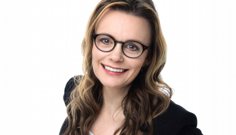 Von Arx Madeleine Web Breit