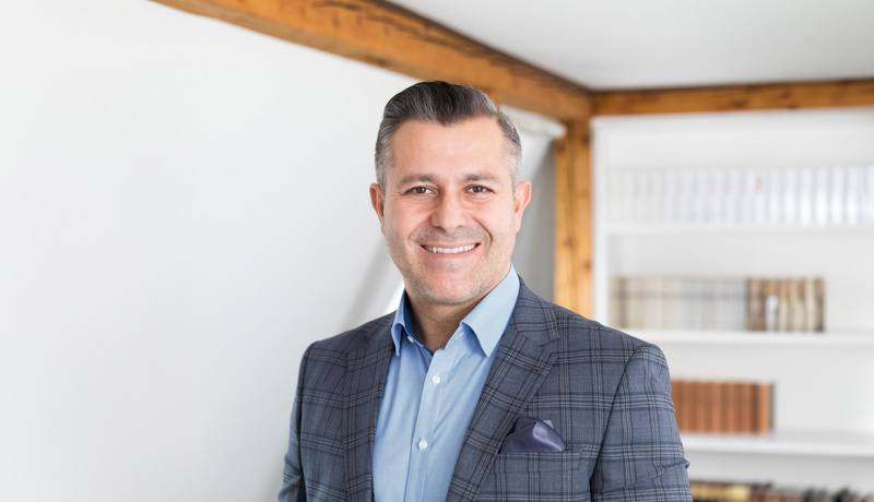 Zafer Celik Erweitert