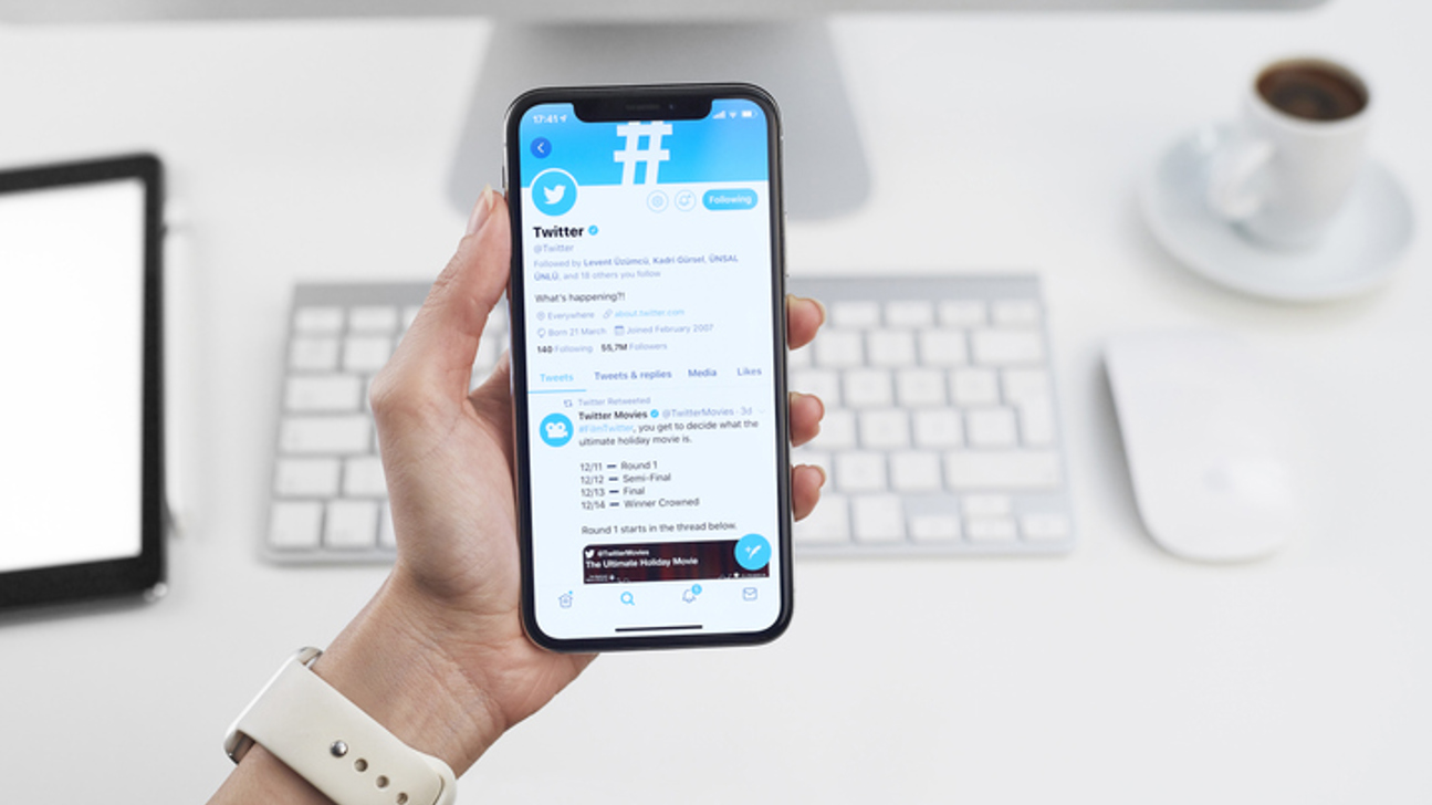 Twitter Smartphone Istock 1095023700