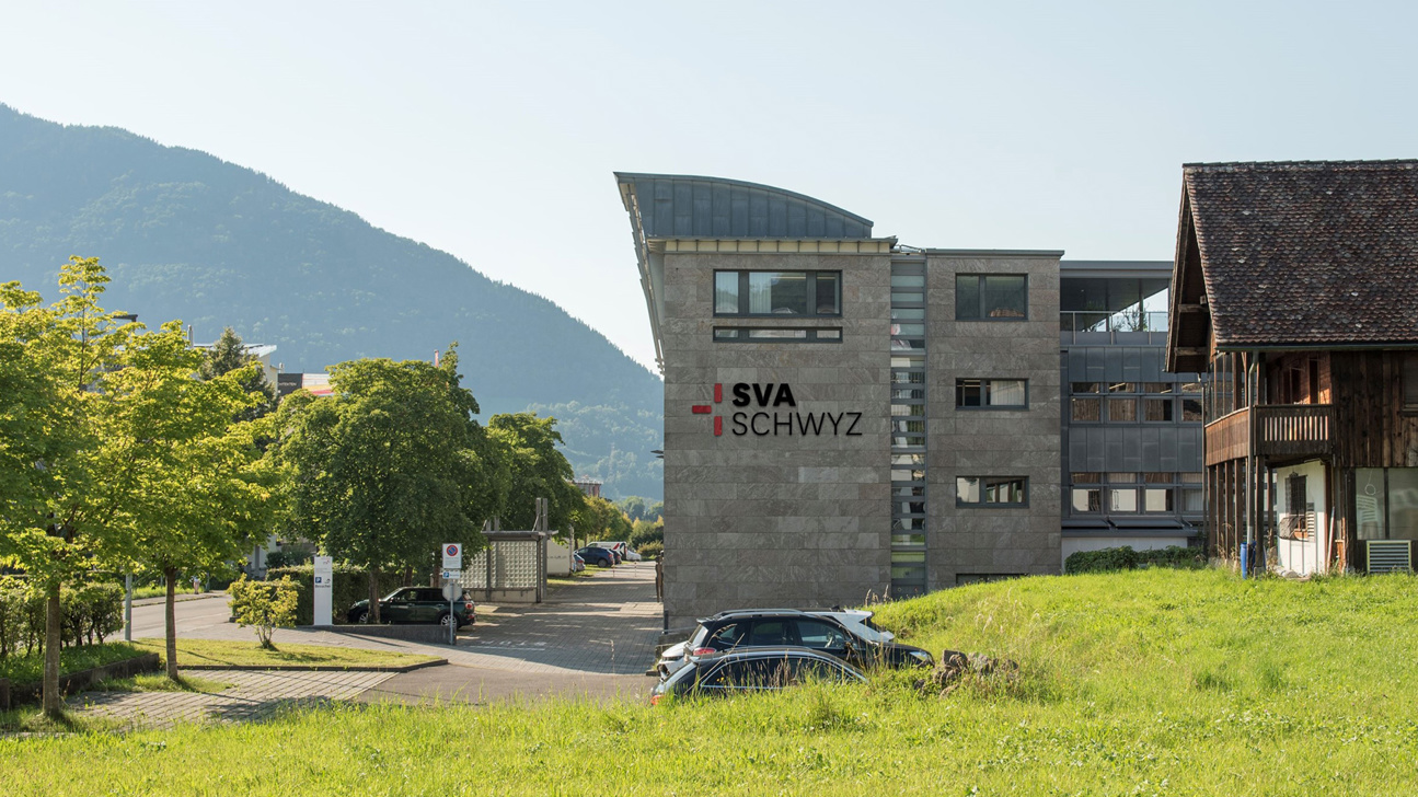 SVA Schwyz Geschäftshaus Web