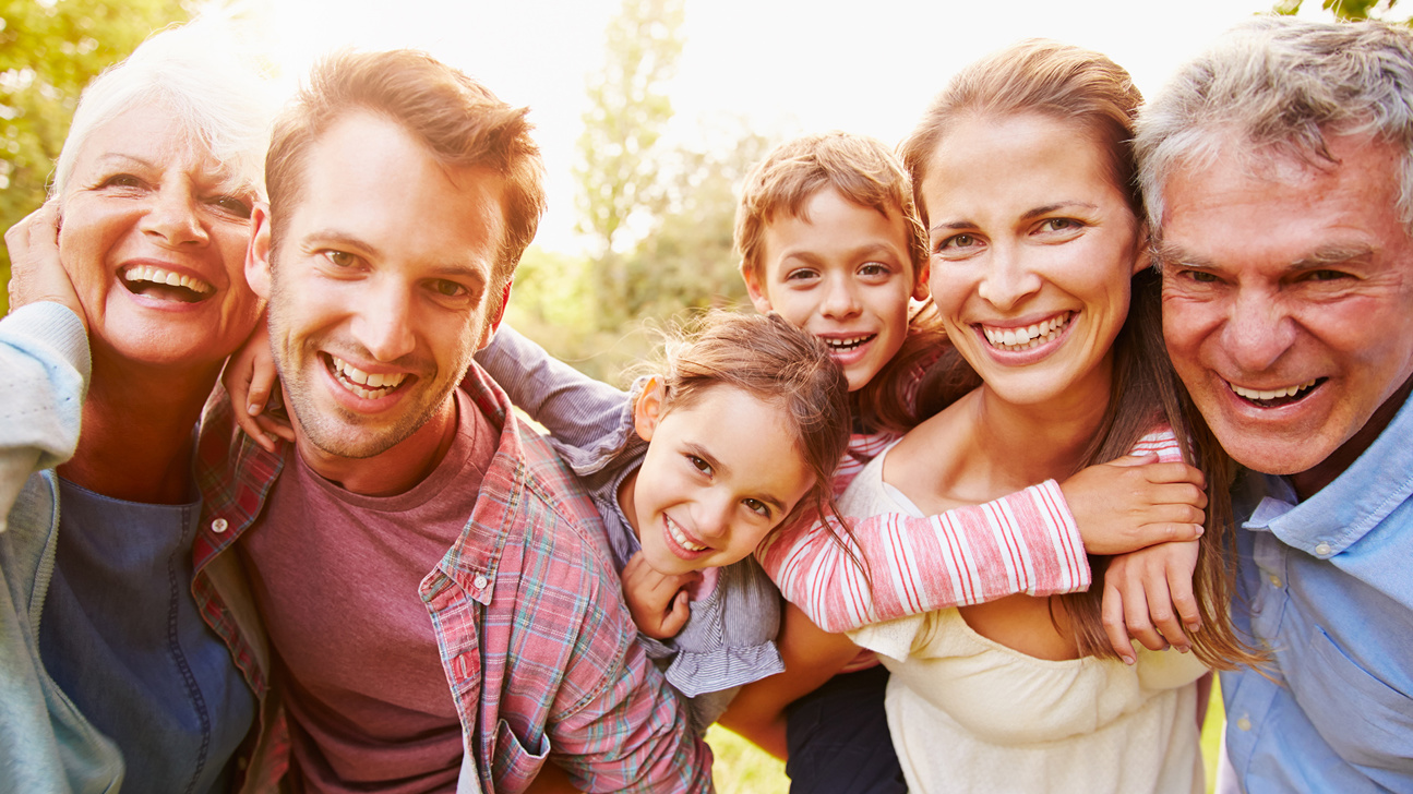 Demografie Kind Eltern Grosseltern Istock 479409004 Web