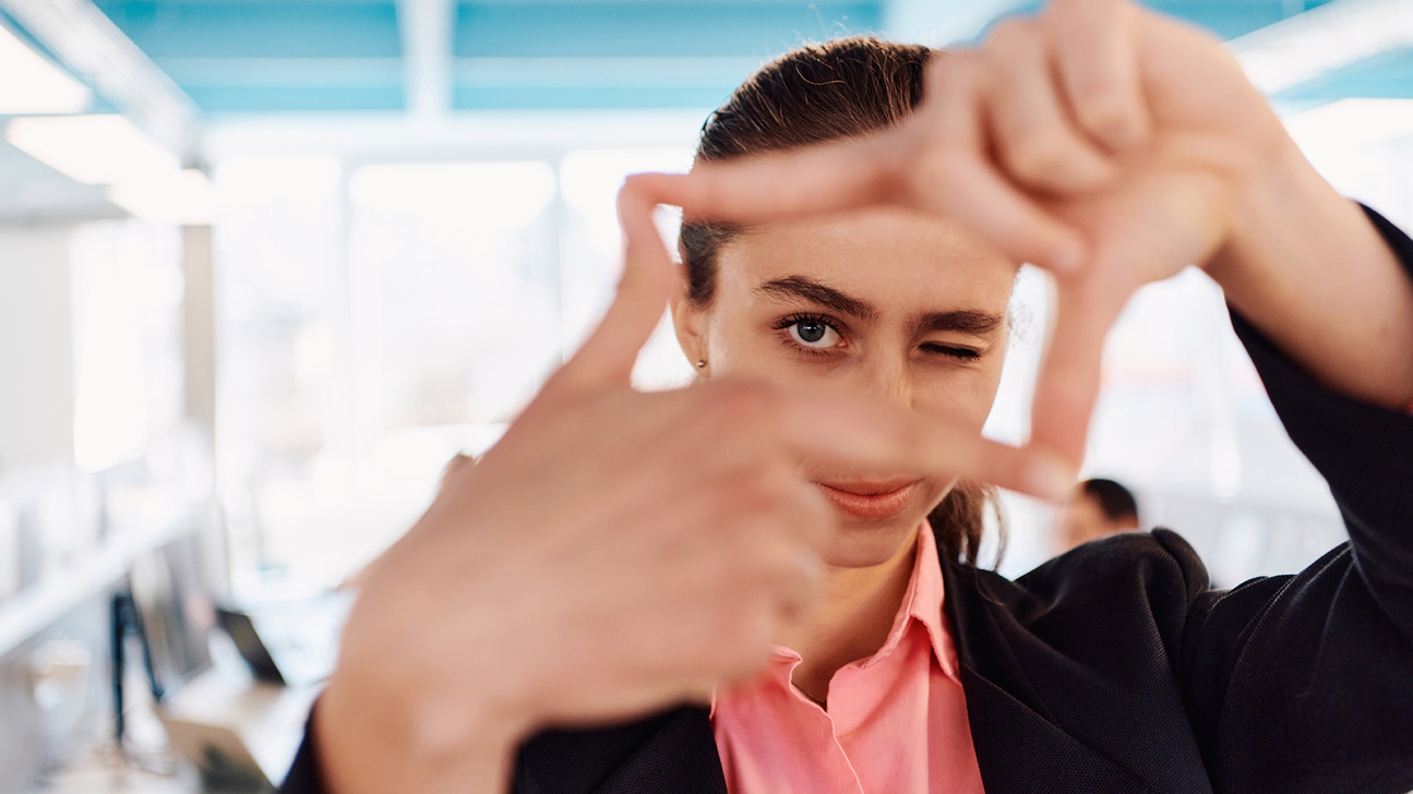 Fokus Ausblenden Frau Istock 2059255578 Web