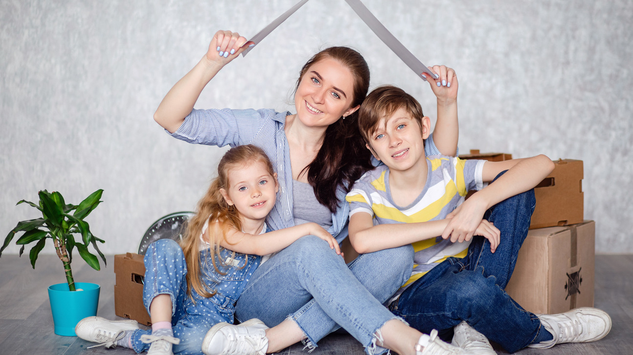 Alleinerziehend Mutter Sohn Tochter Istock 1224150993