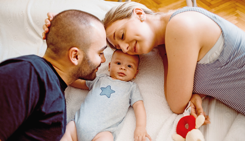 Eltern Säugling Vater Mutter Istock 1061262378 Web