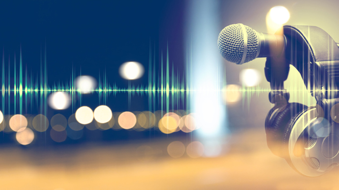 Radio Istock 868704382