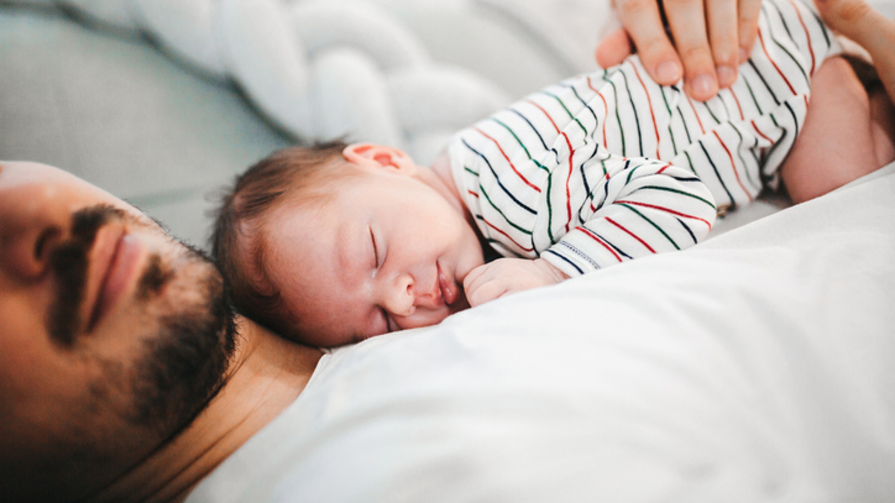 Baby Vater Istock 1296950092