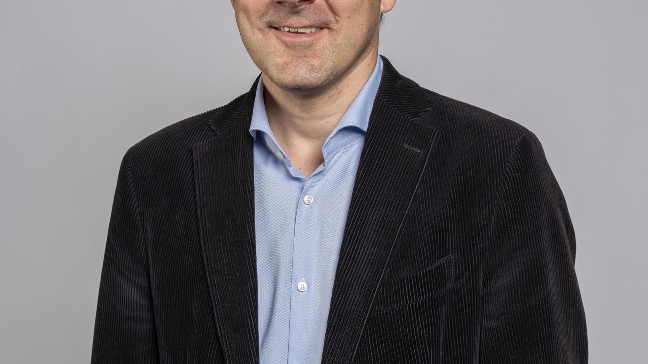  1 / 2  Philosoph Martin Hartmann wird neuer Rektor der Universität Luzern.