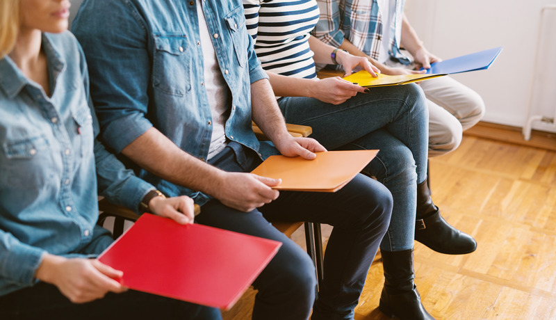 Arbeitslose Dossiers Warten Istock 944890030 Web