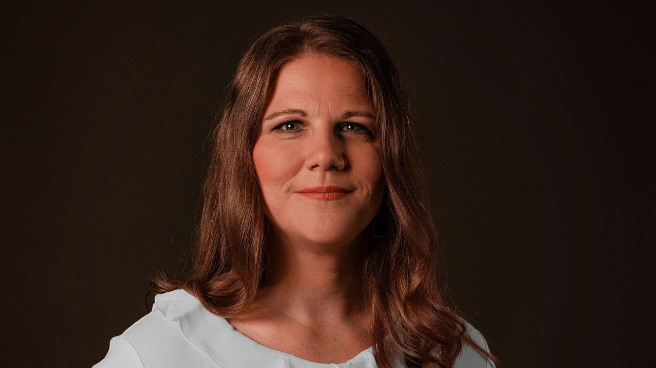 Katja Tavernaro p Chief Sustainability Officers (CSO)  bei Meyer Burger Technology AG, Mitglieder der Geschäftsführung in den Bereichen Personal, Legal & Compliance sowie ESG (Environmental, Social, Governance) 