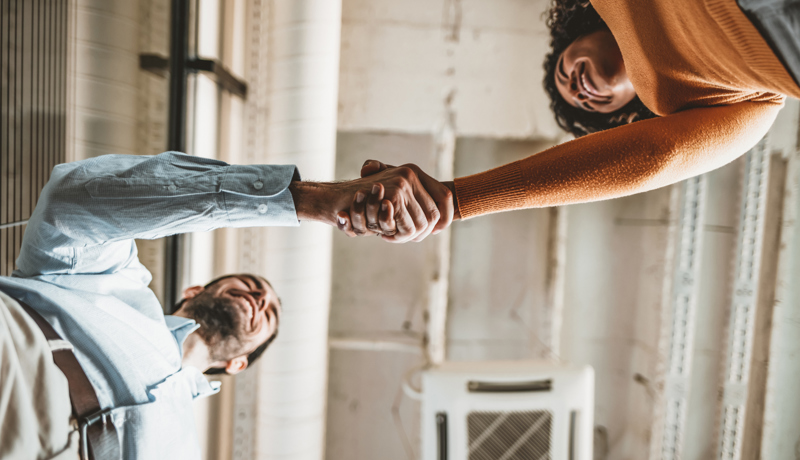 Hand Shake Istock 1202045389